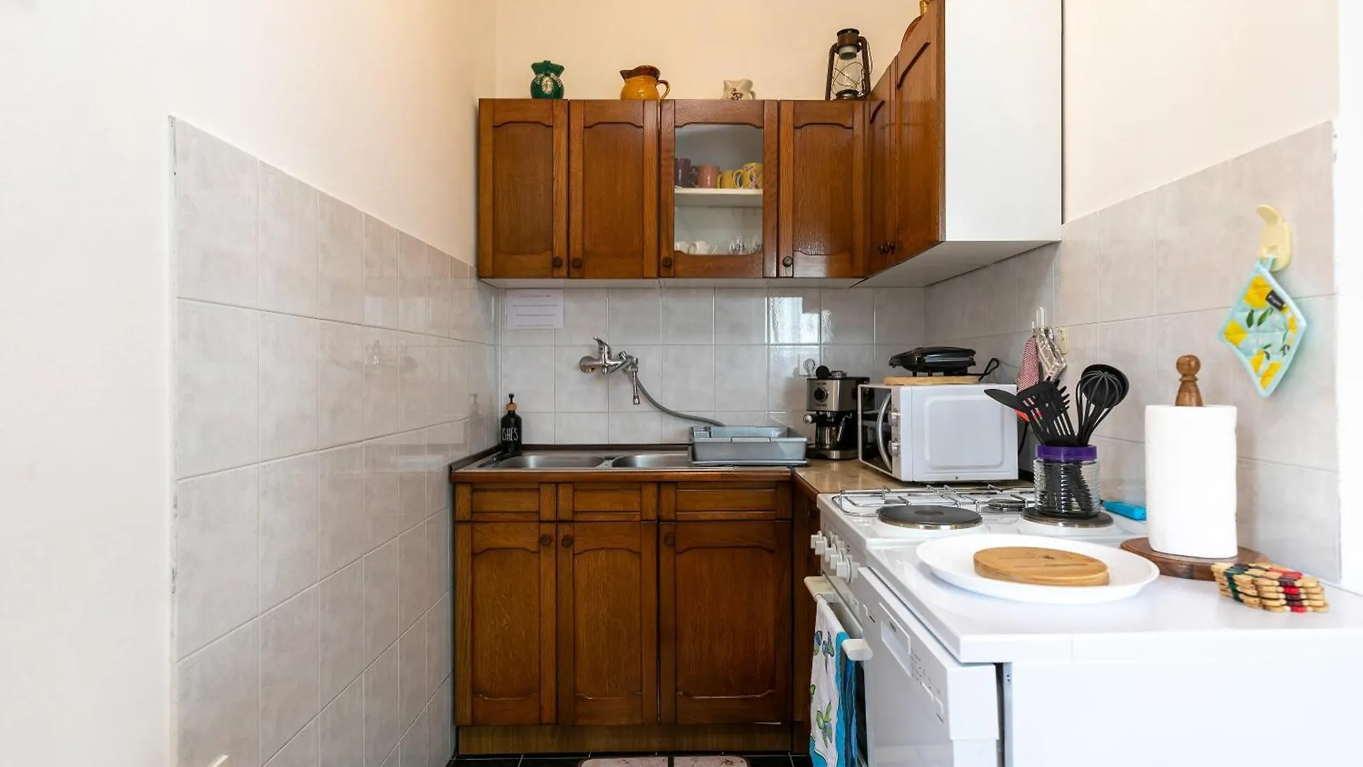 Apartment Waterfall بازين كرواتيا